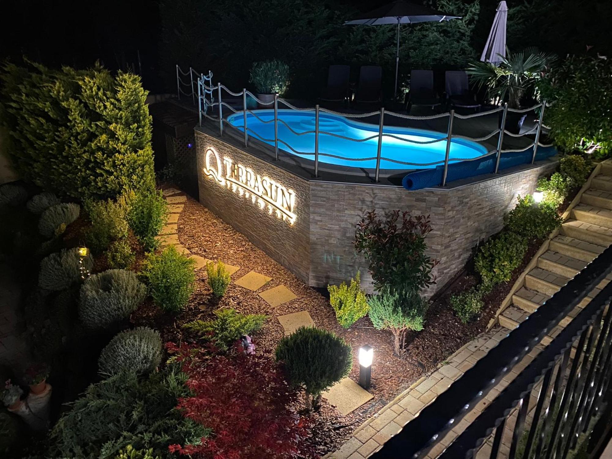 Terrasun Apartments Balatonszarszo Bagian luar foto